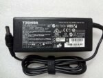 CHARGER TOSHIBA 19V 4.74A